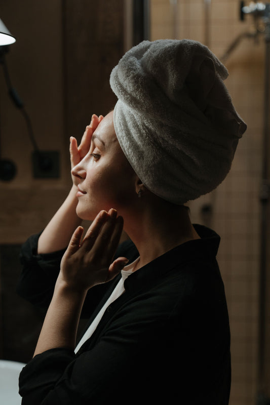 Why Use a Face Oil? The Benefits of Simplifying Your Skincare Routine